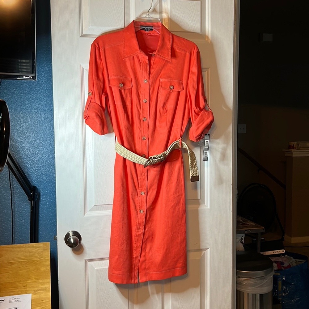 Brand New Tahari Petite Women’s Belted Dress